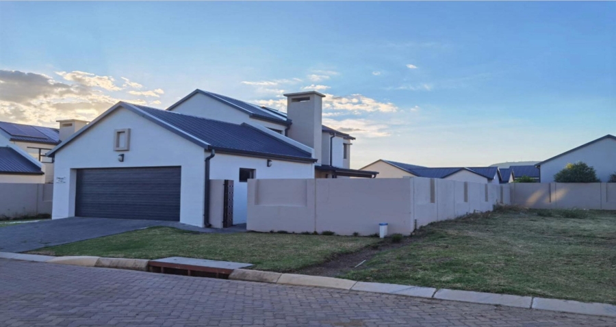 4 Bedroom Property for Sale in Pecanwood Estate North West